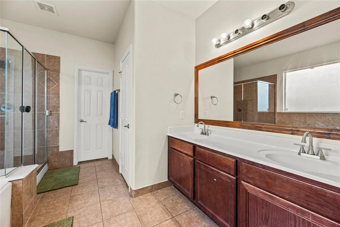 Photo of 24402 Lakecrest Bend Drive