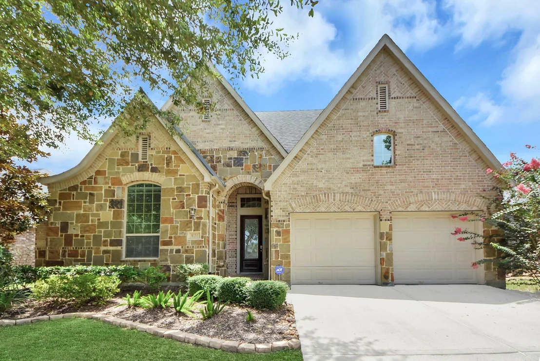 Photo of 8131 Black Percher Street