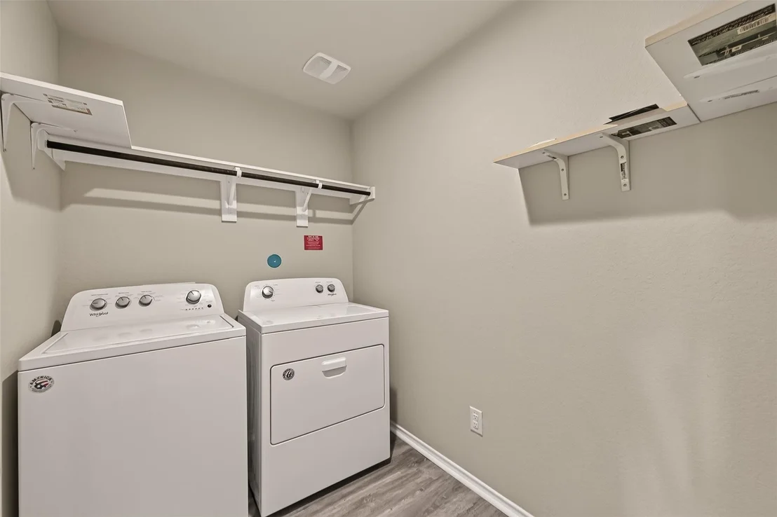 Photo of 21606 Victoria Harbor Drive