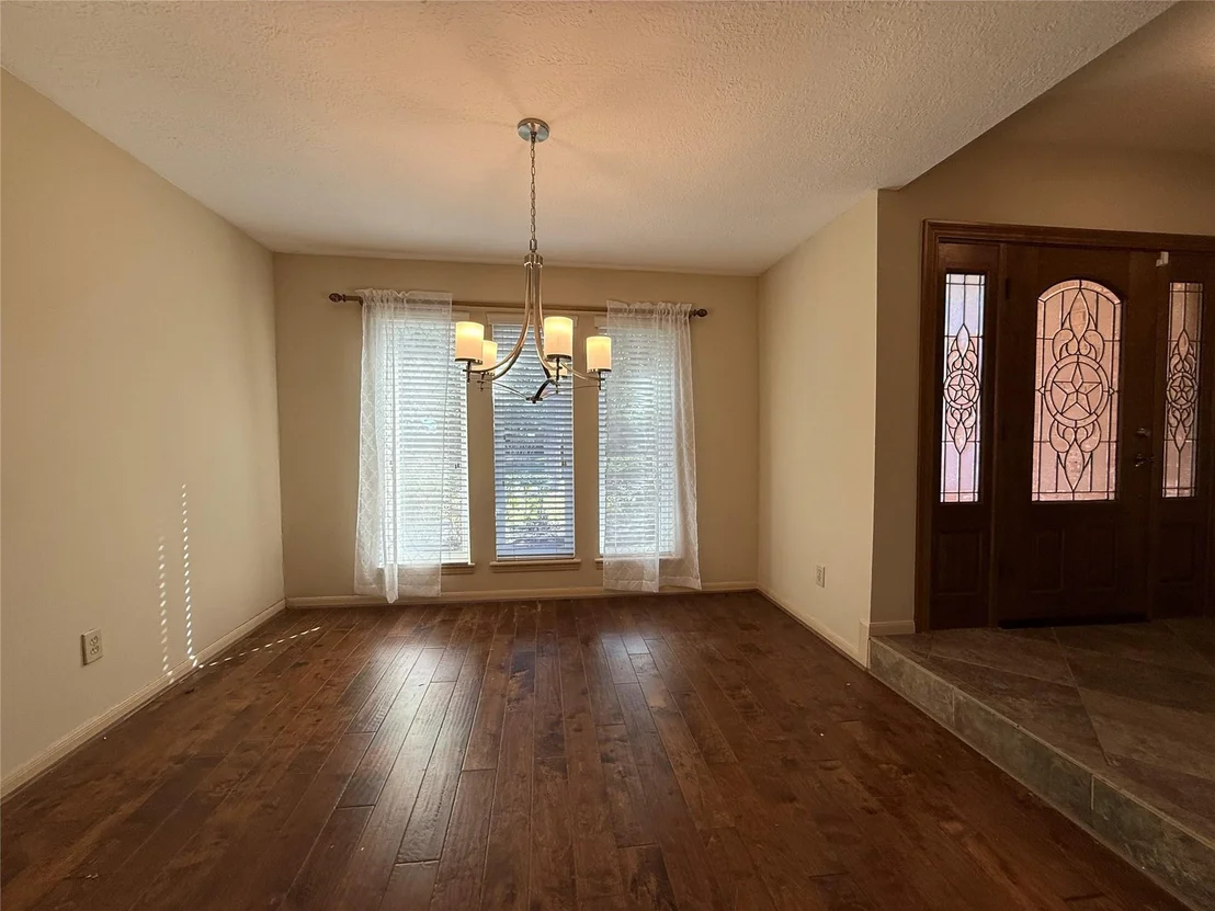 Photo of 1222 Bittersweet Drive