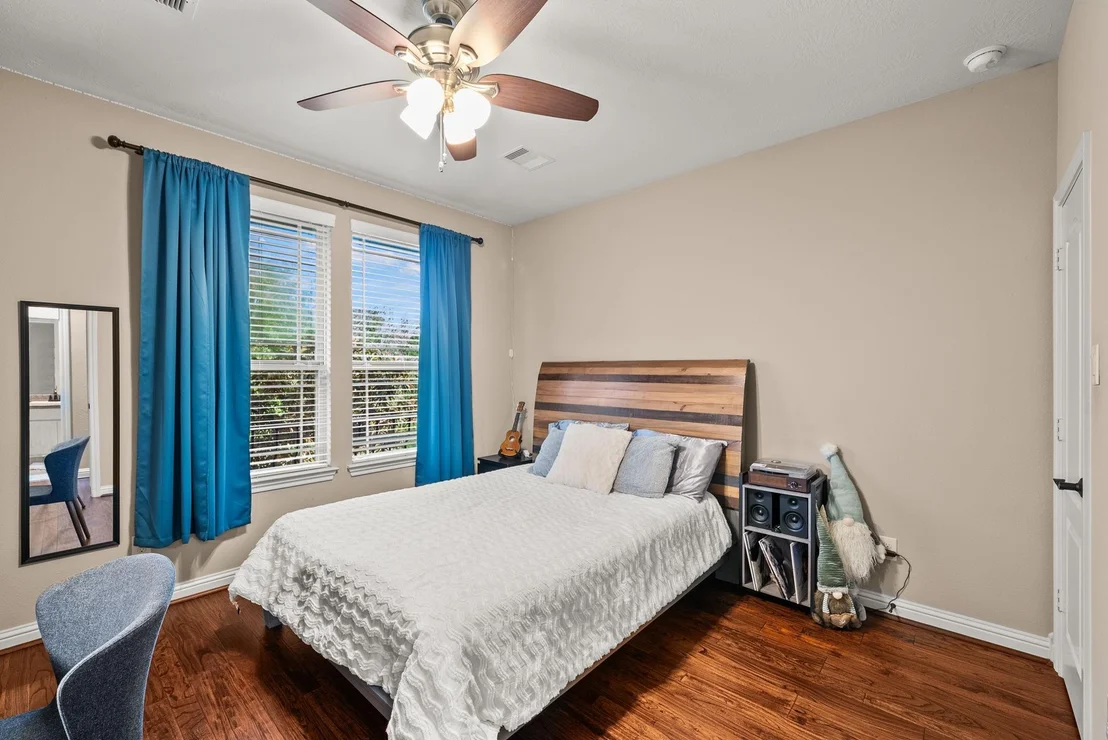 Photo of 21406 Harbor Water Drive