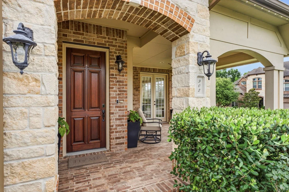 Photo of 902 Holly Chapple Drive