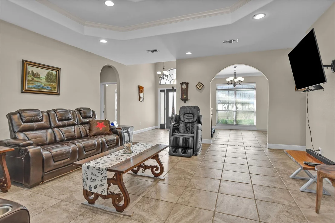 Photo of 300 Deer Trace Boulevard