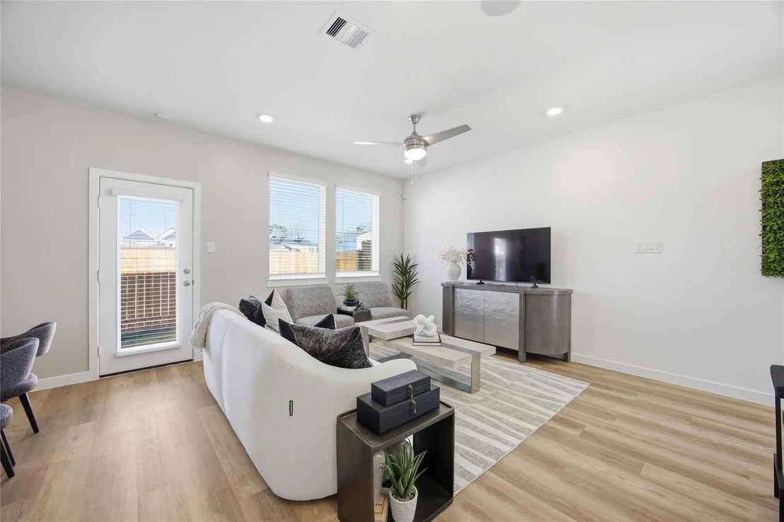 Photo of 7822 Rose Stem Drive