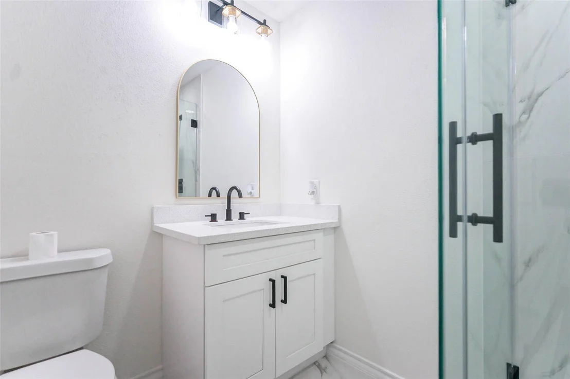 Photo of 11618 Lakeside Place Drive