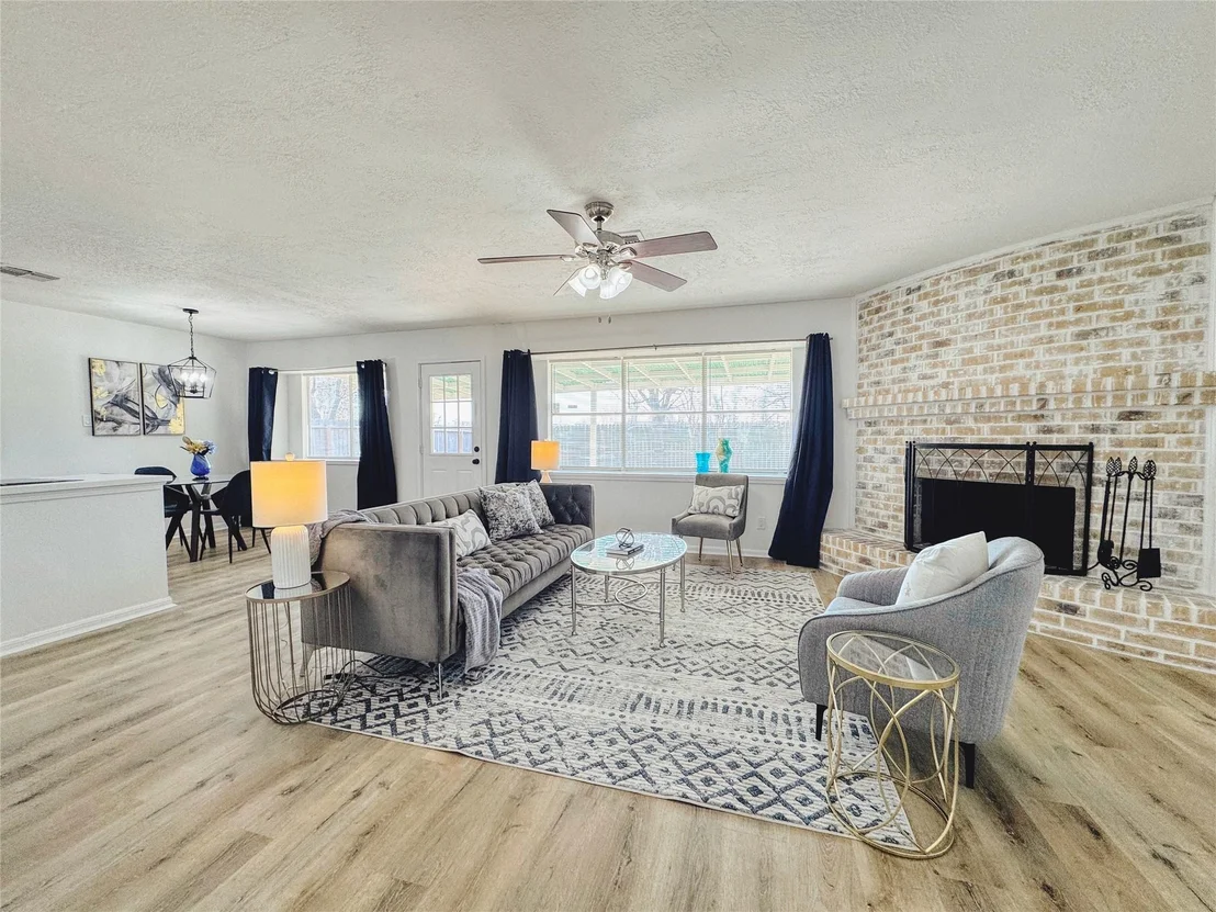 Photo of 3739 Moonlite Drive