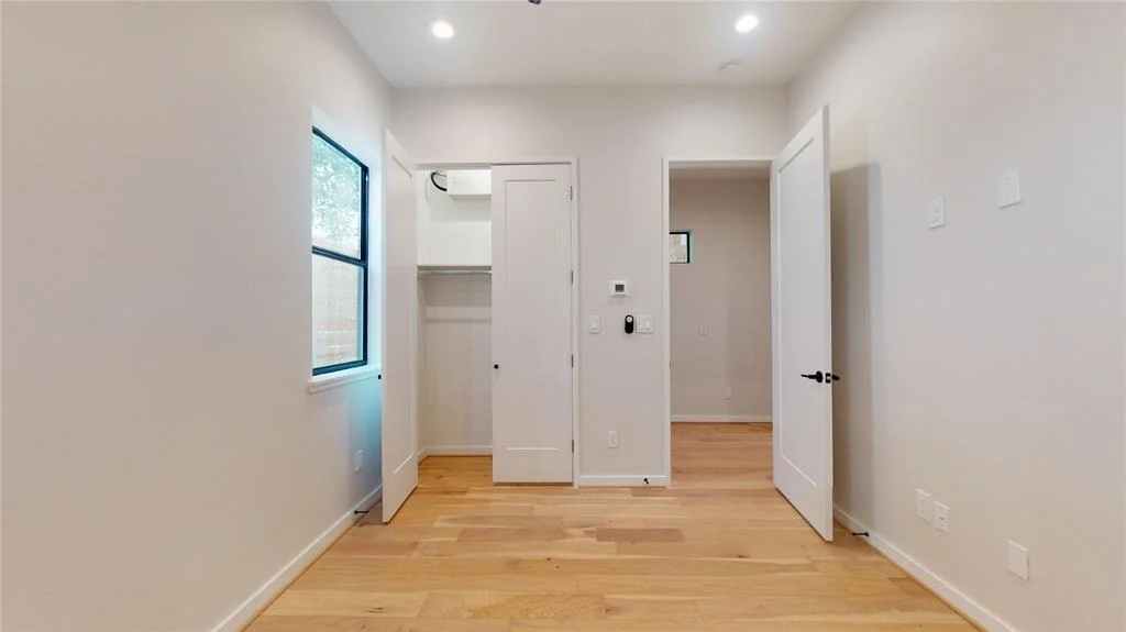 Photo of 531 Memorial Heights Drive