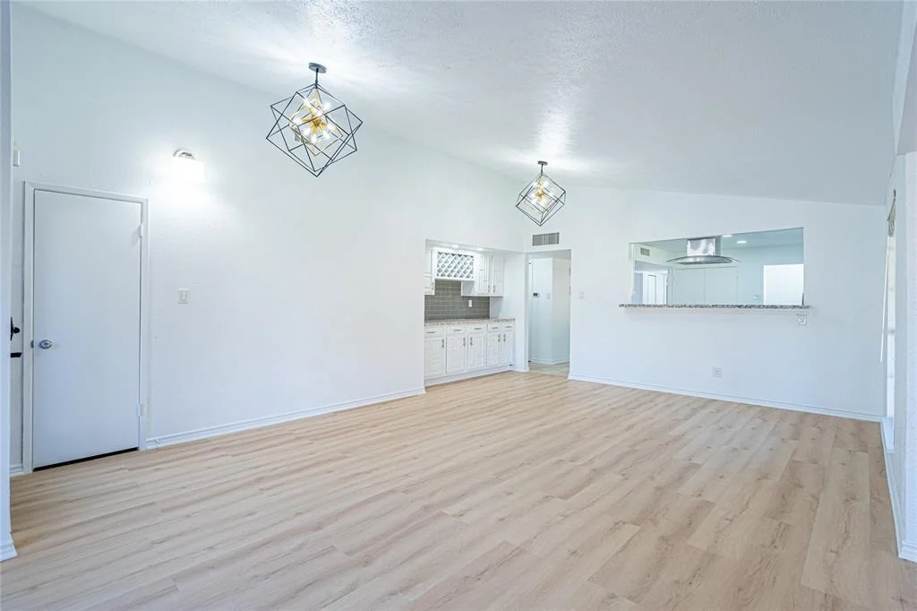 Photo of 16611 Great Glen Drive