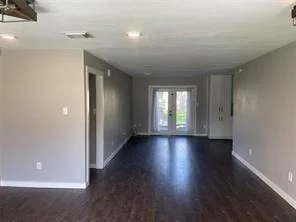 Photo of 9214 Mahoning Drive