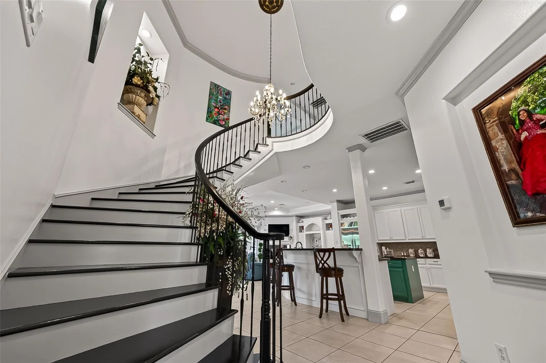 Photo of 6118 Windrose Hollow Lane