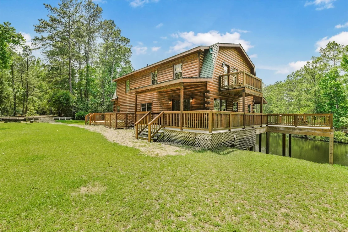 Photo of 91 Bluejay Way