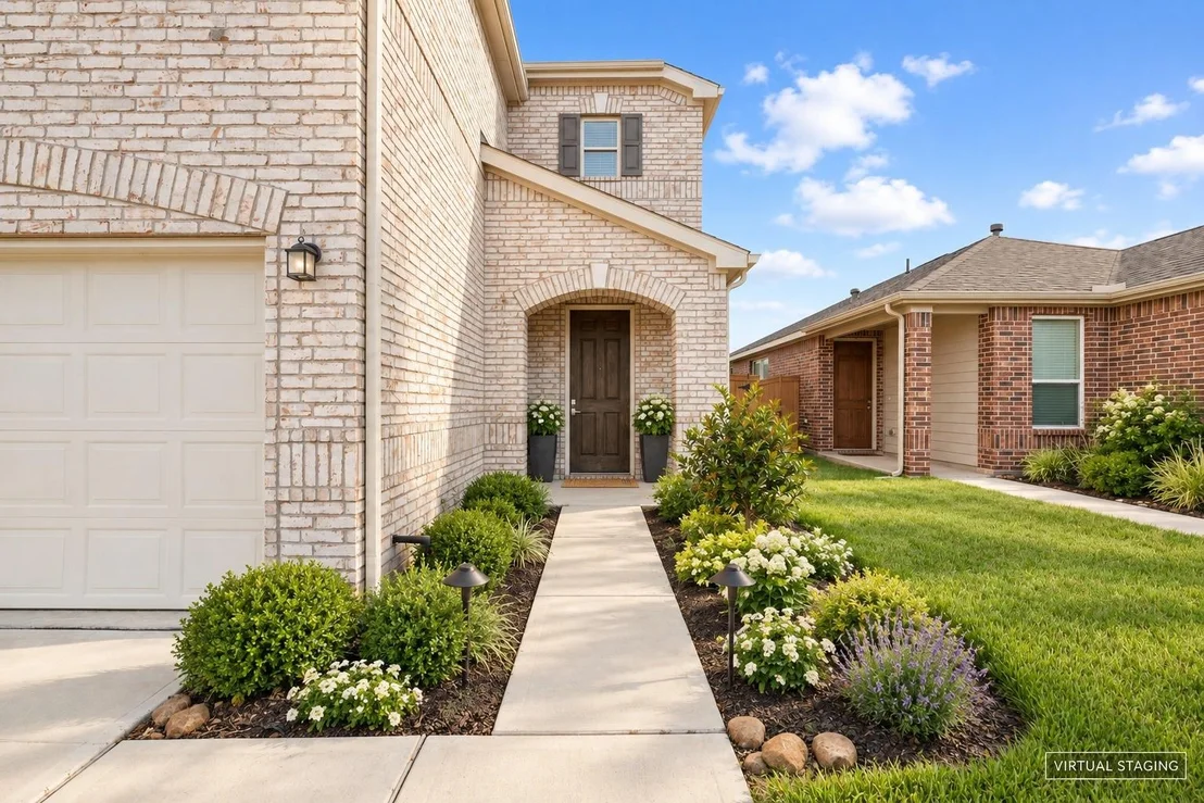 Photo of 21230 Harbor Shore Drive
