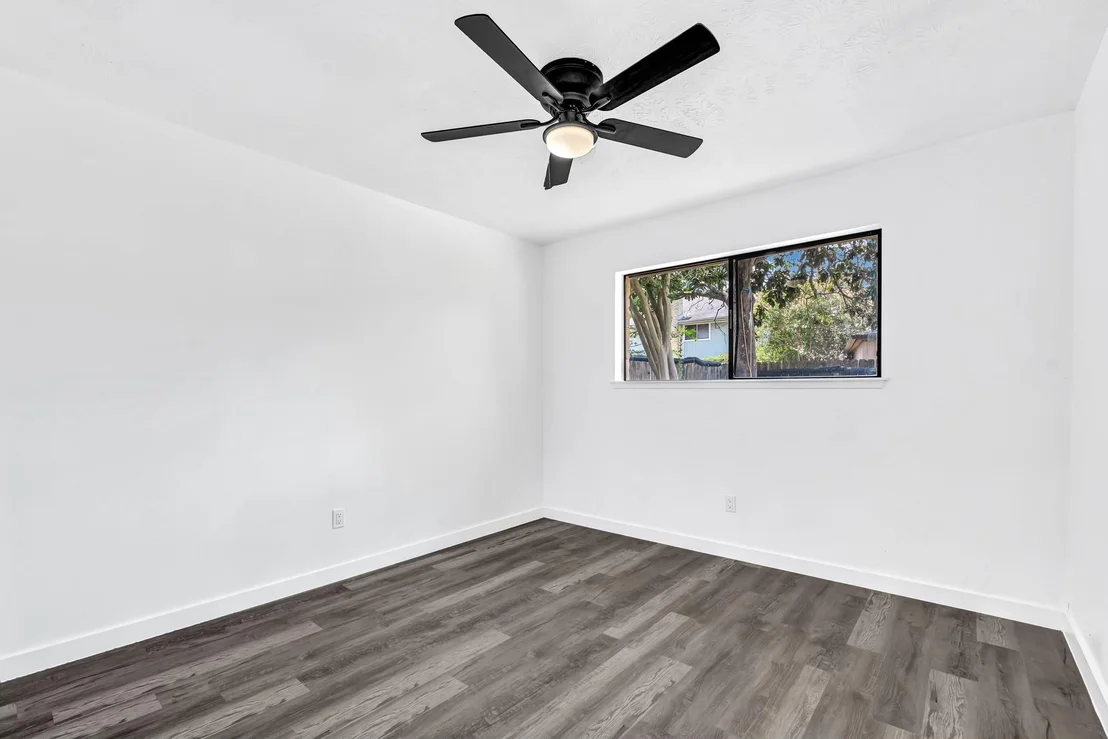 Photo of 2906 Colonial Drive