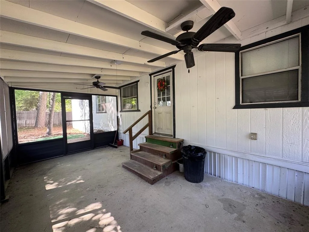 Photo of 69 E Whippoorwill Lane