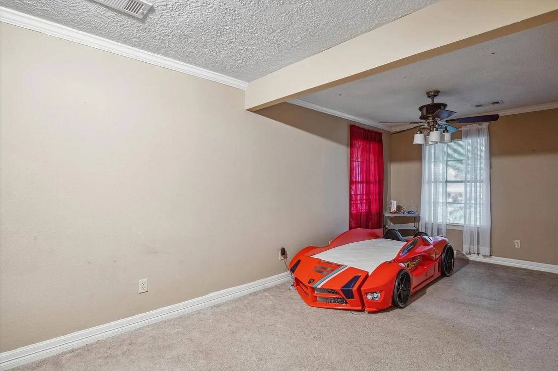 Photo of 803 Hennesey Drive