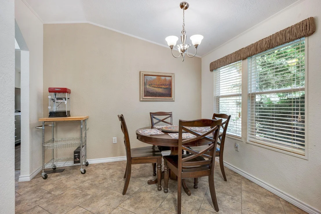 Photo of 412 Leaning Oak Lane