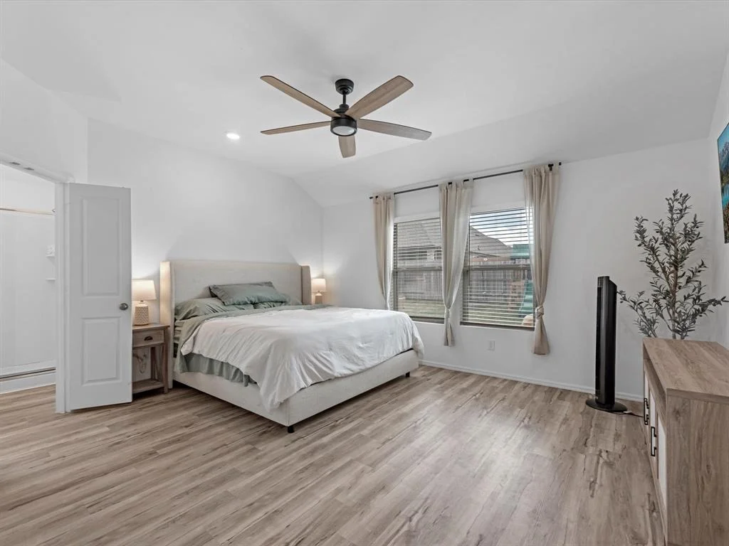 Photo of 3803 Falling Moon Lane