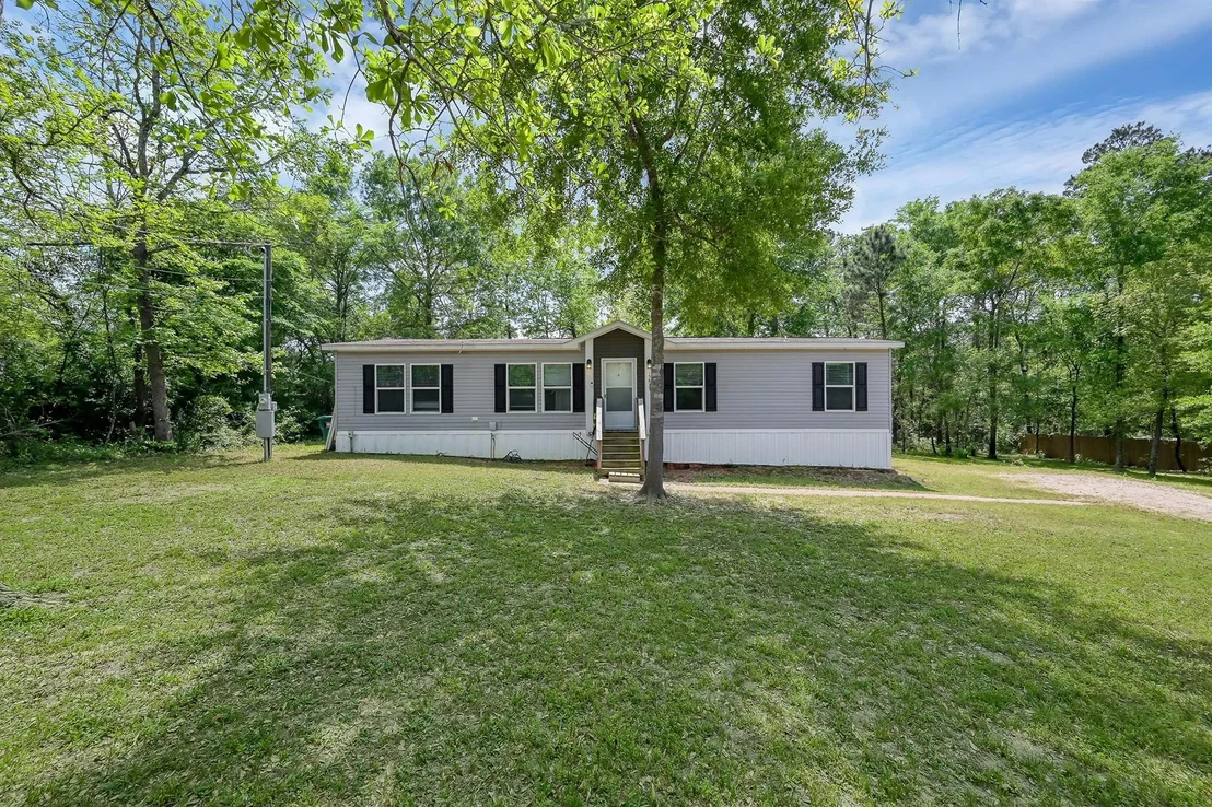 Photo of 15835 Lowell