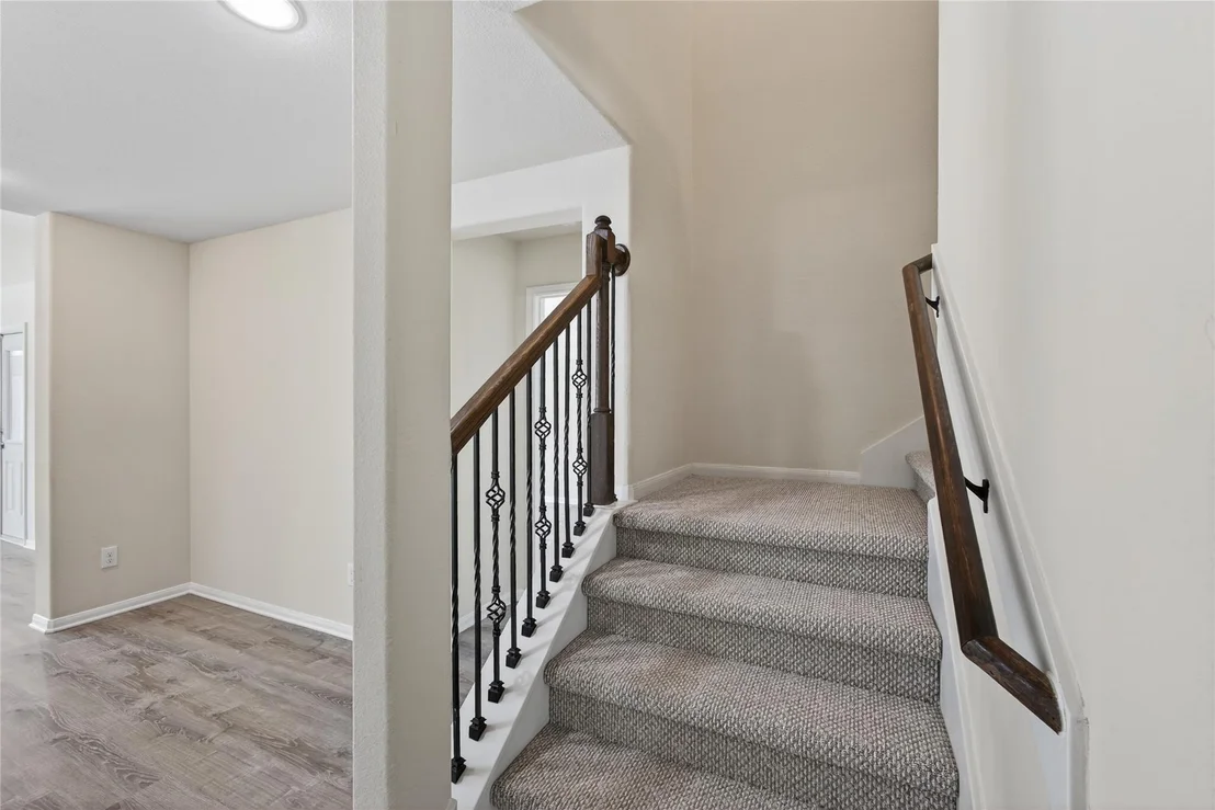 Photo of 2306 Garden Square Path