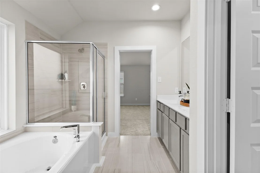 Photo of 5643 Silverleaf Oak Lane
