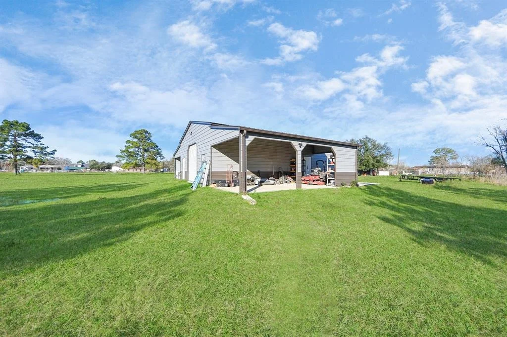 Photo of 906 Misty Way Drive