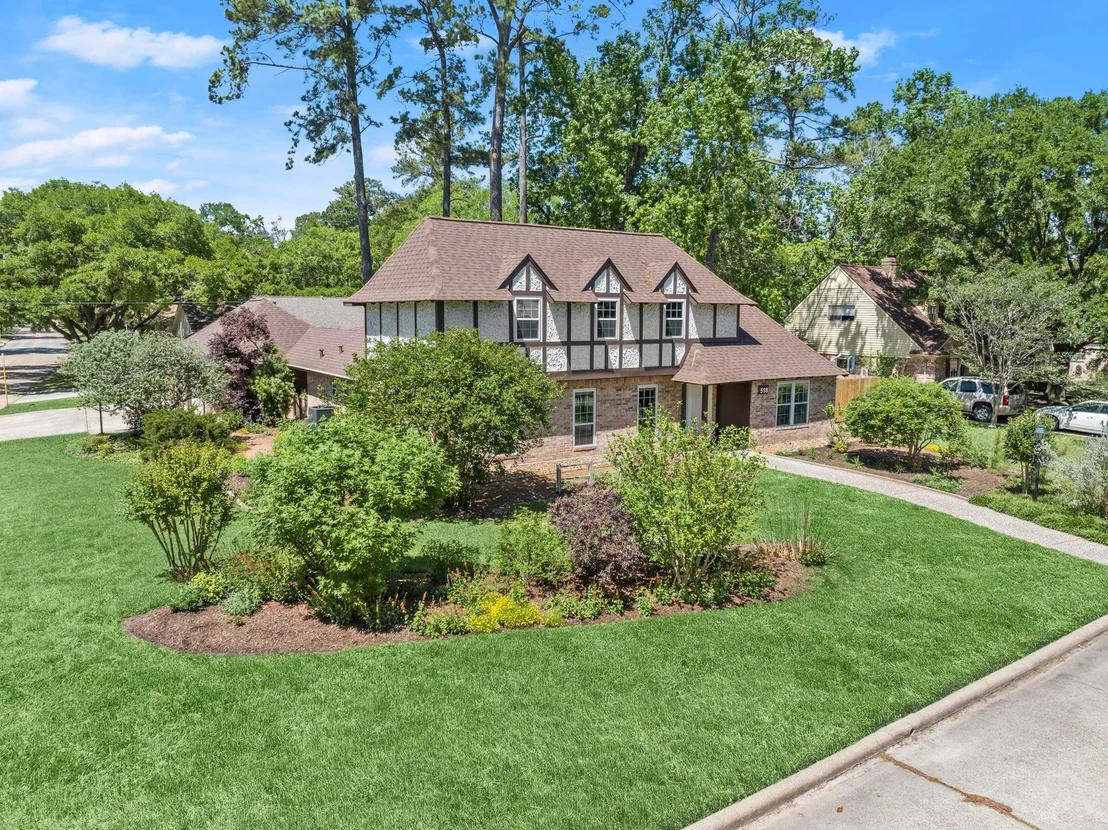 Photo of 518 Magic Oaks Drive