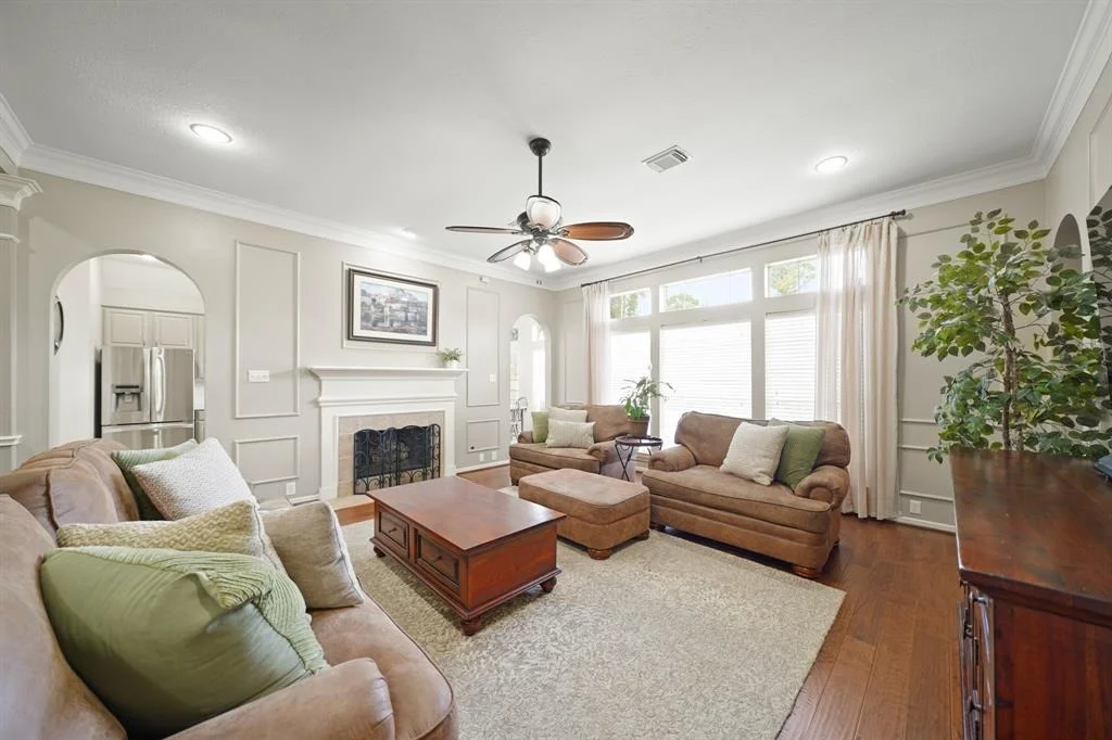 Photo of 6723 Springcrest Drive