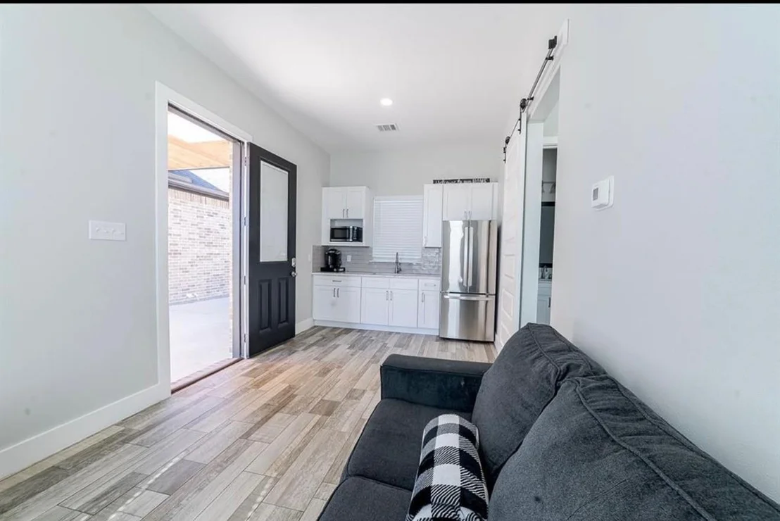 Photo of 627 Lily Lane