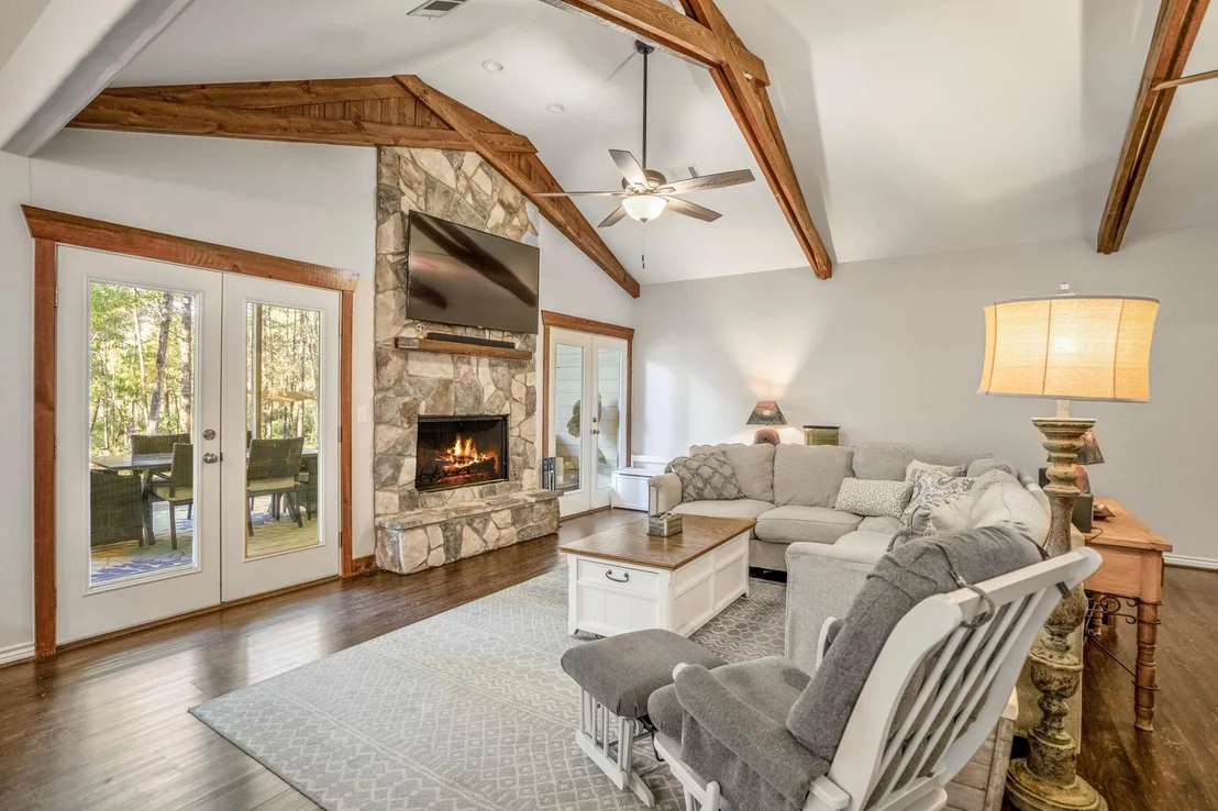 Photo of 120 Ebner Lake Front Drive