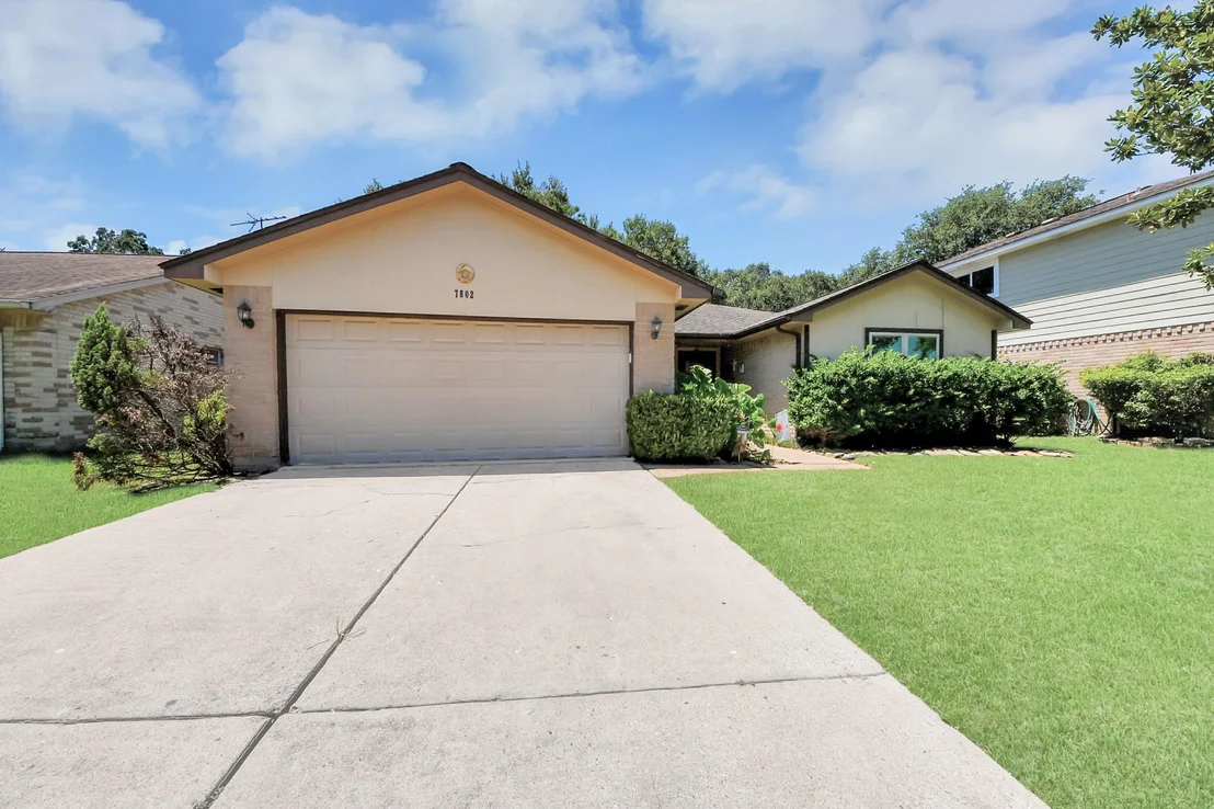 Photo of 7802 Alegria Drive