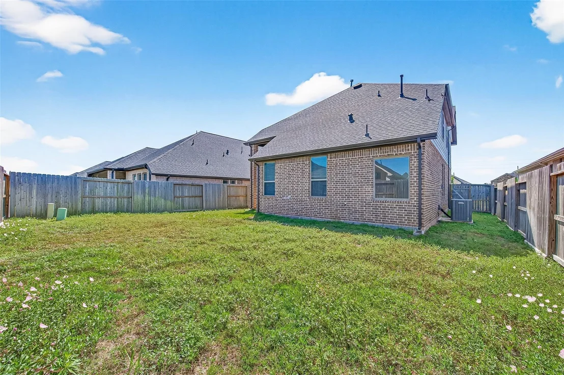 Photo of 4207 Maple Glen Drive