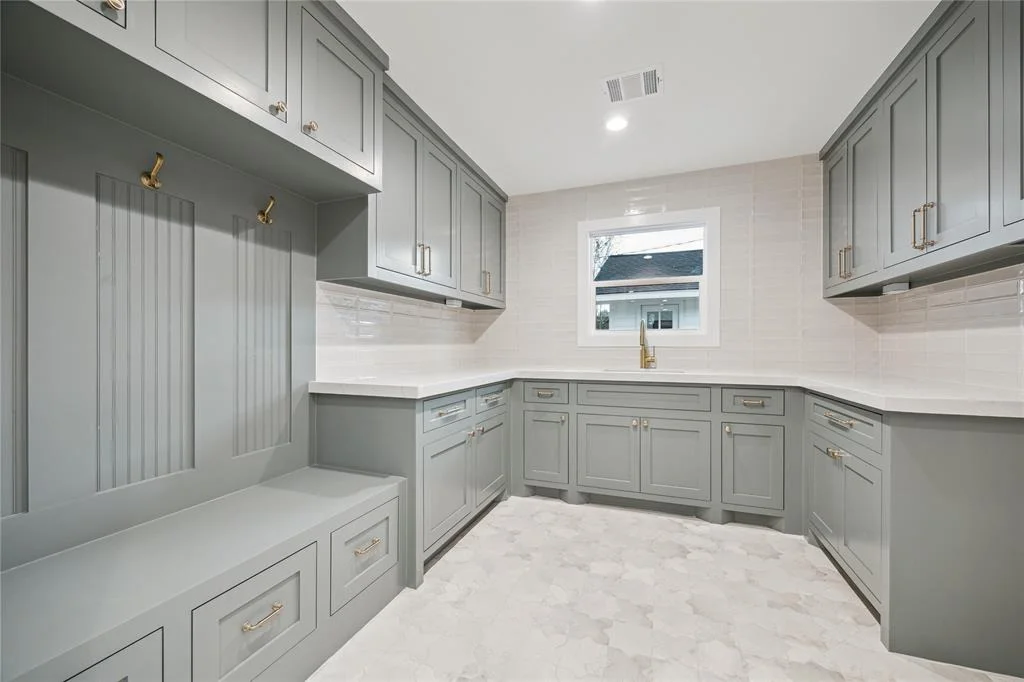 Photo of 12119 Tara Drive