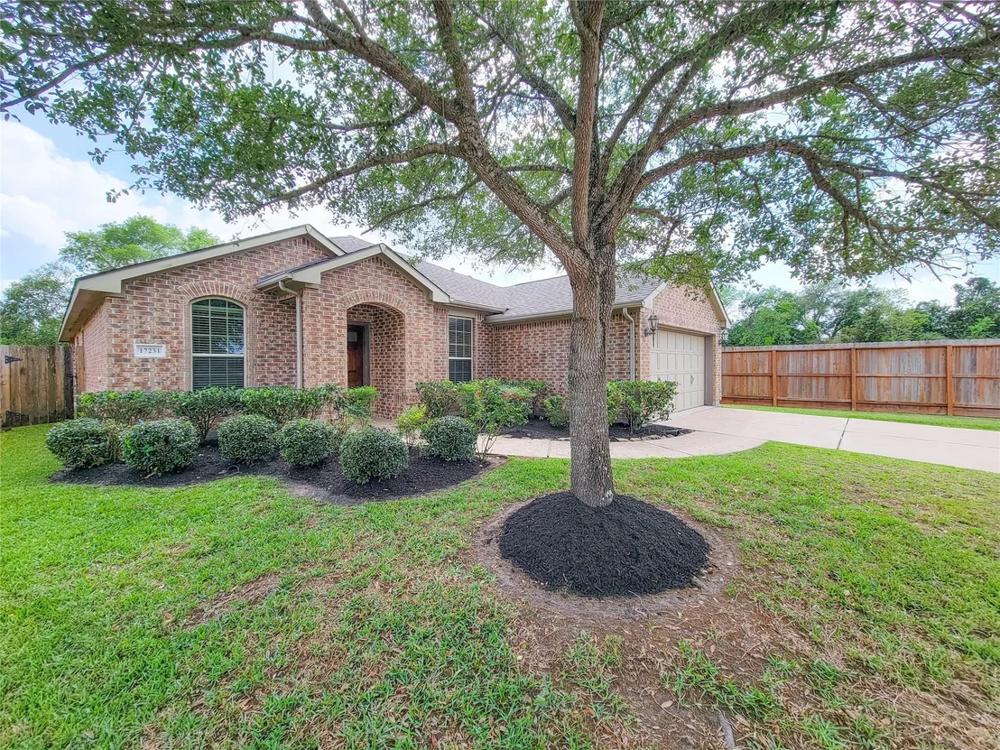 Photo of 17231 Forest Ridge Pt