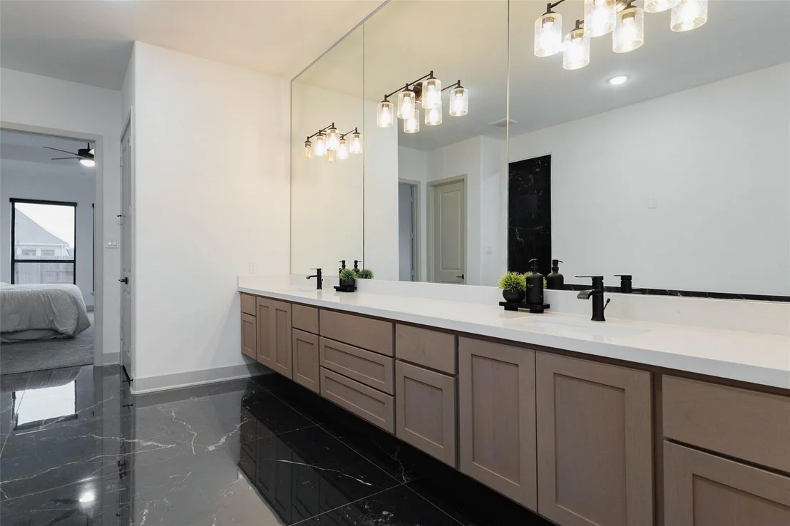 Photo of 15634 Early Bird Lane