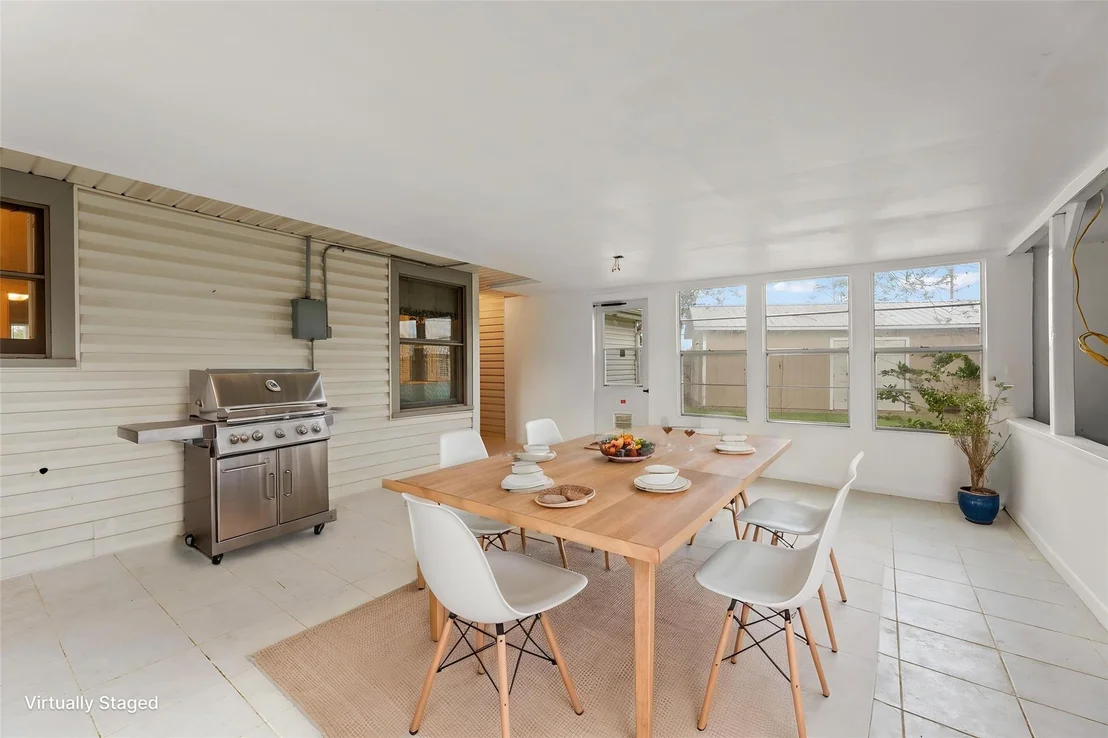 Photo of 1327 Hodges Lane