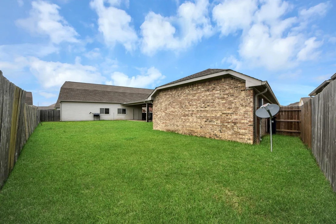 Photo of 6702 Falcon Ridge