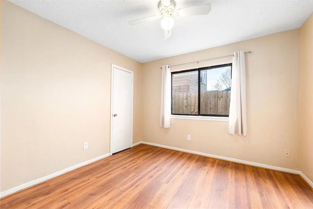 Photo of 1727 Oakwell Lane