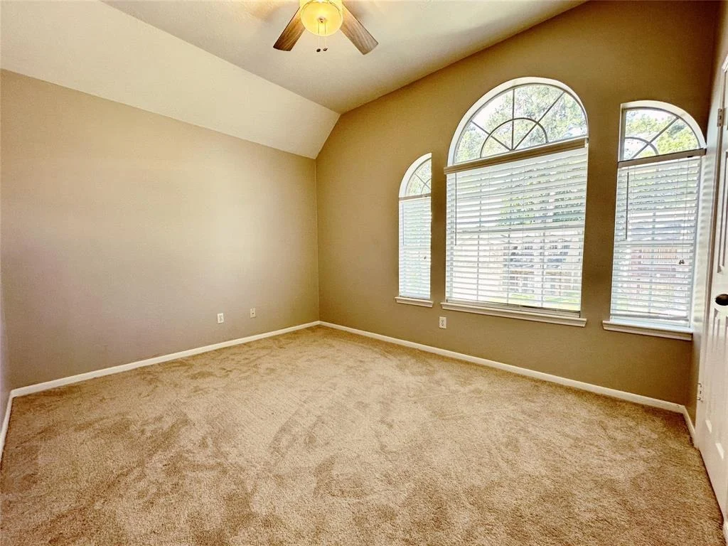 Photo of 16031 Lakestone Drive
