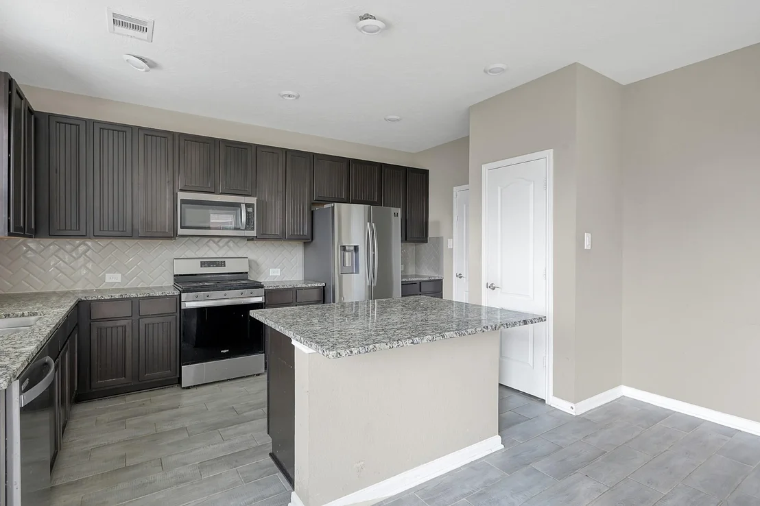 Photo of 1951 Parnevik Place