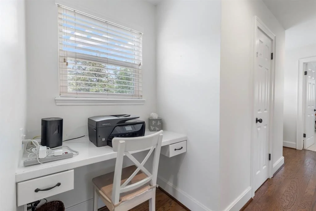 Photo of 4907 Twin Candle Drive