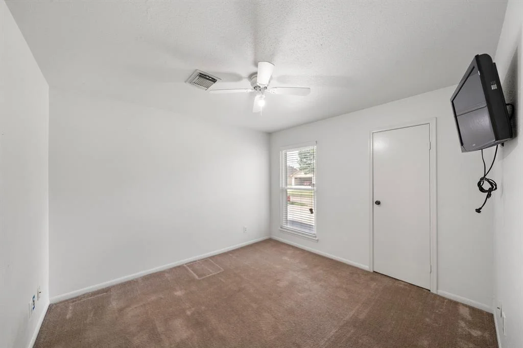 Photo of 3627 Raindrops Road