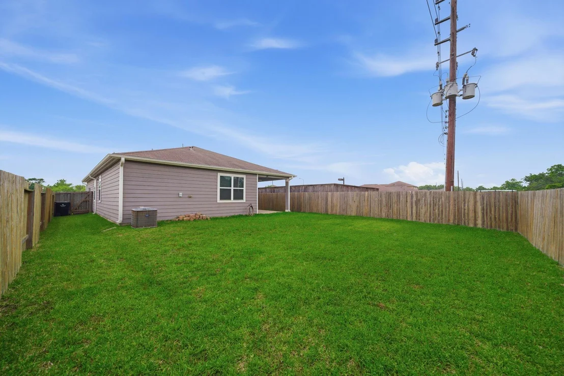 Photo of 2060 Saras Way