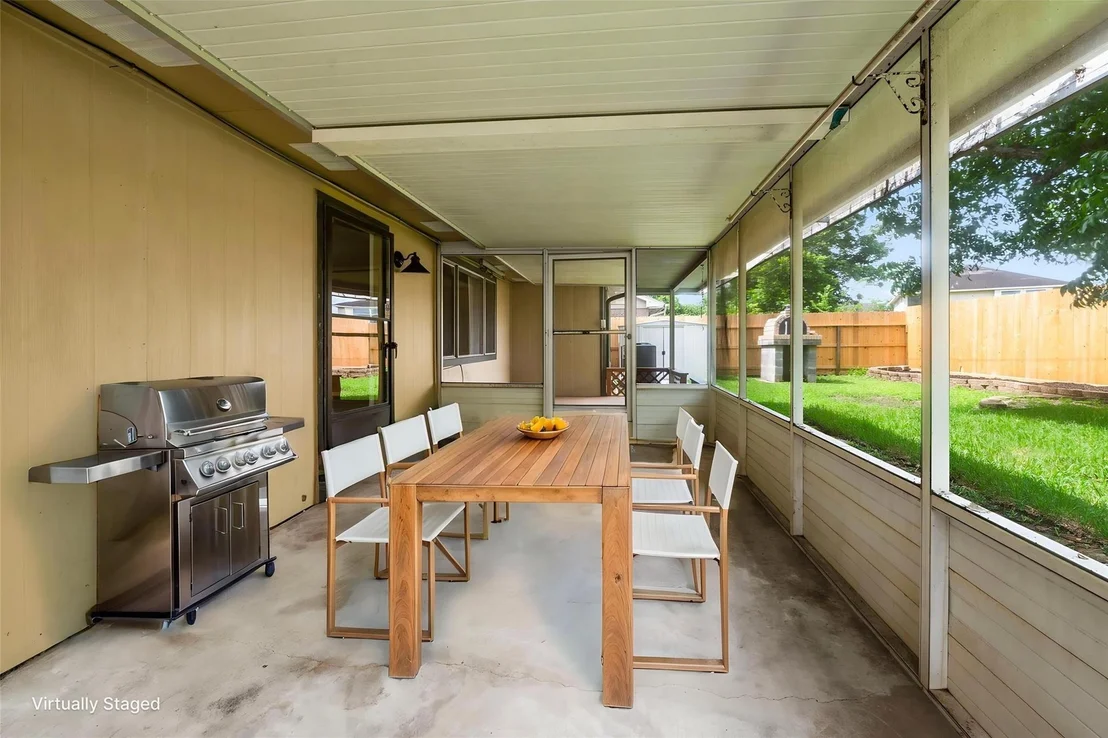 Photo of 2115 Fort Laramie Drive