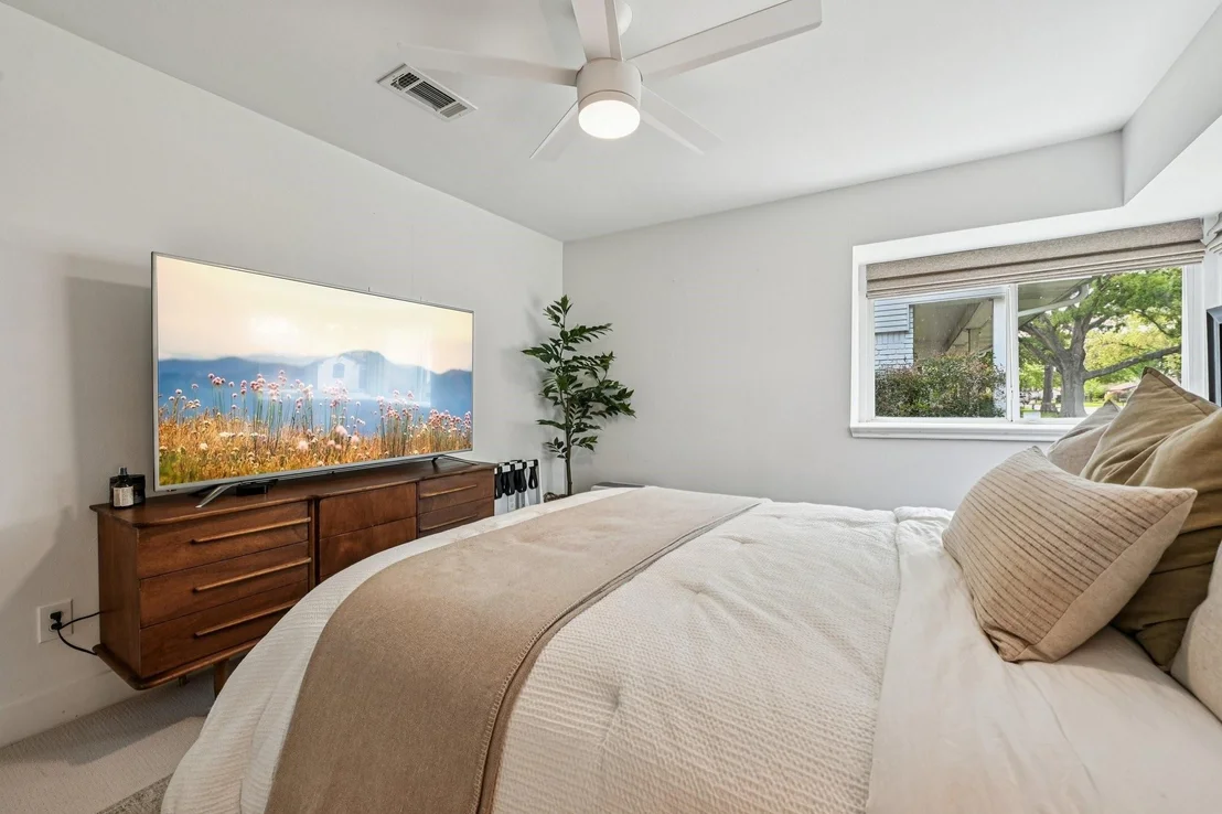 Photo of 11403 Valley Spring Drive
