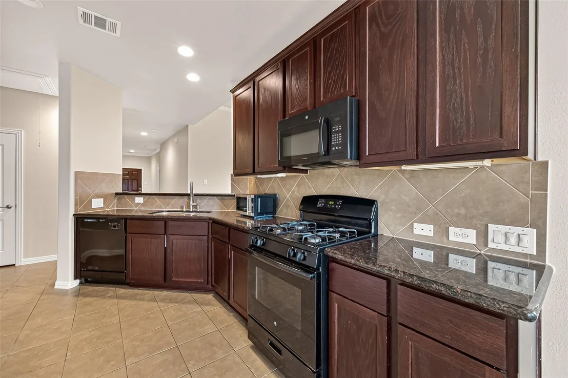 Photo of 19615 Iris Manor Court