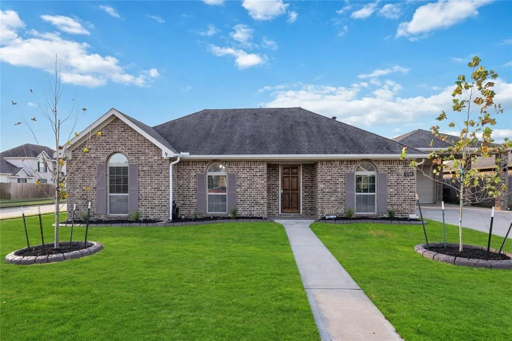 Photo of 6746 Arlington Drive