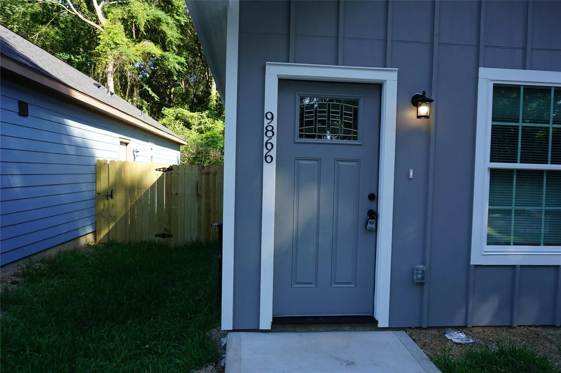 Photo of 10002 Calendar Street