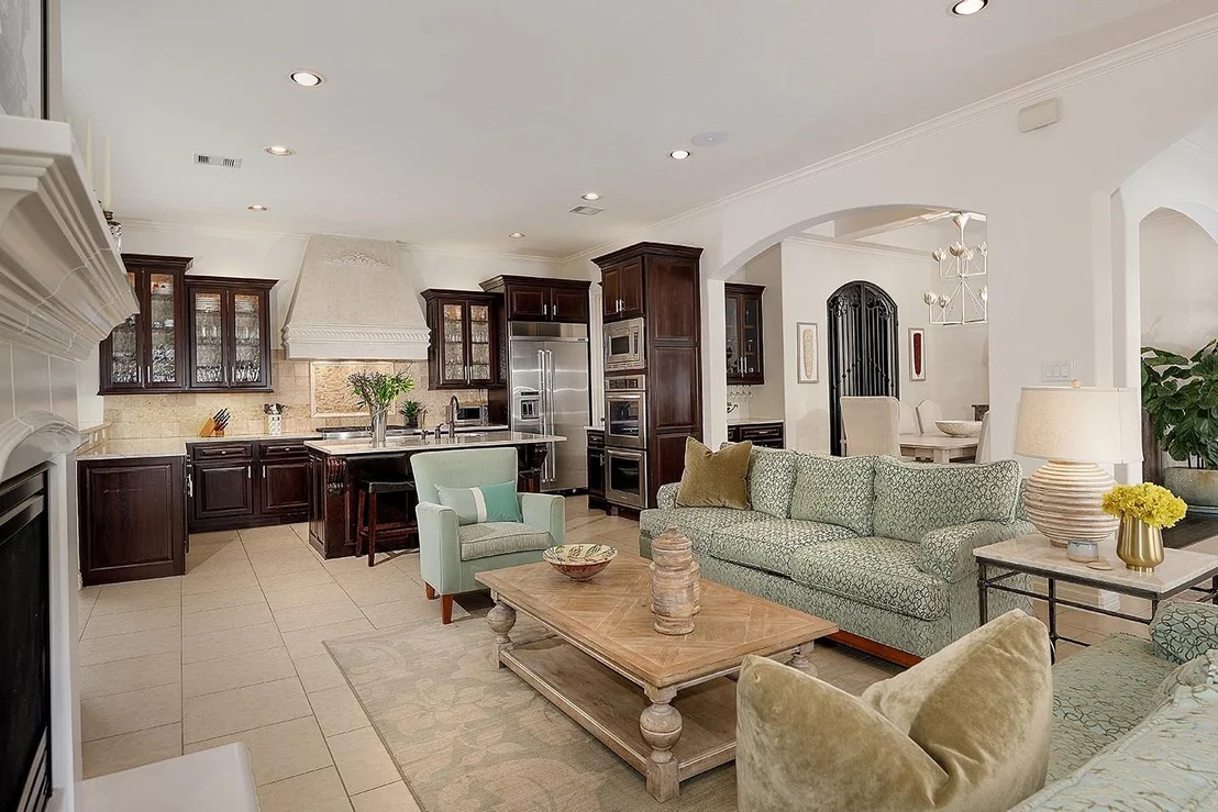 Photo of 10 Moatwood Court