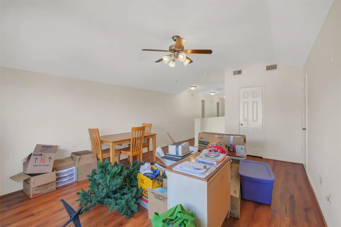 Photo of 8915 High Ridge Lane