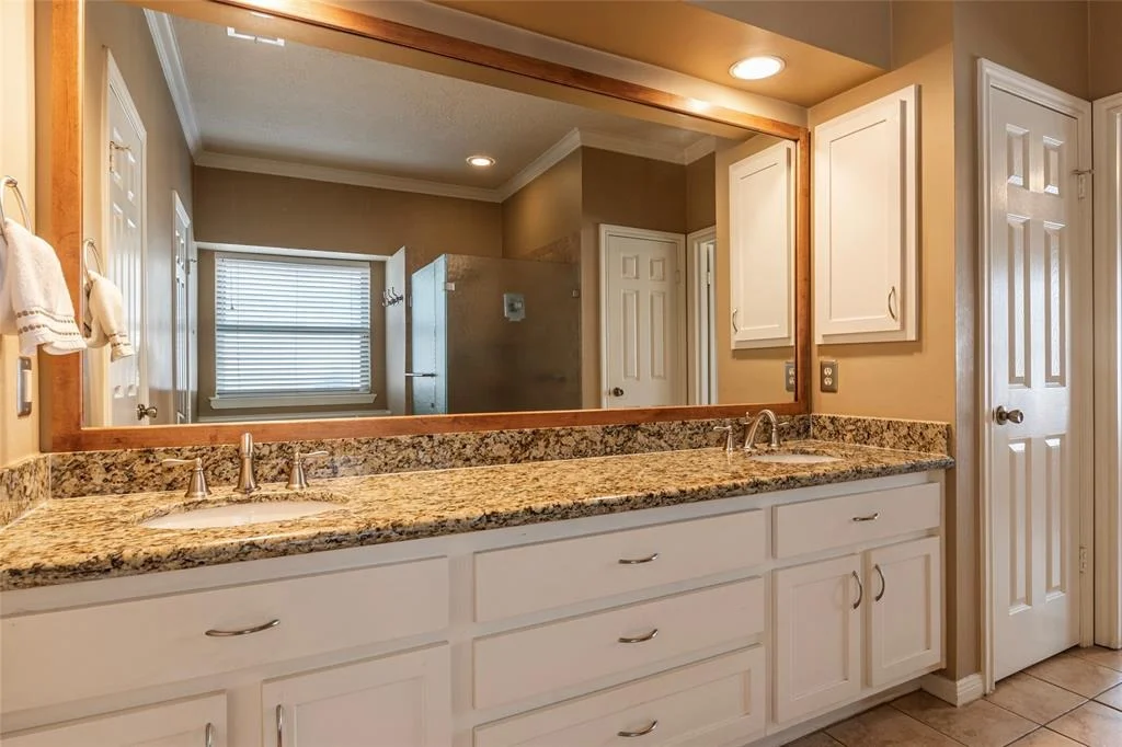 Photo of 15931 Manor Square Drive